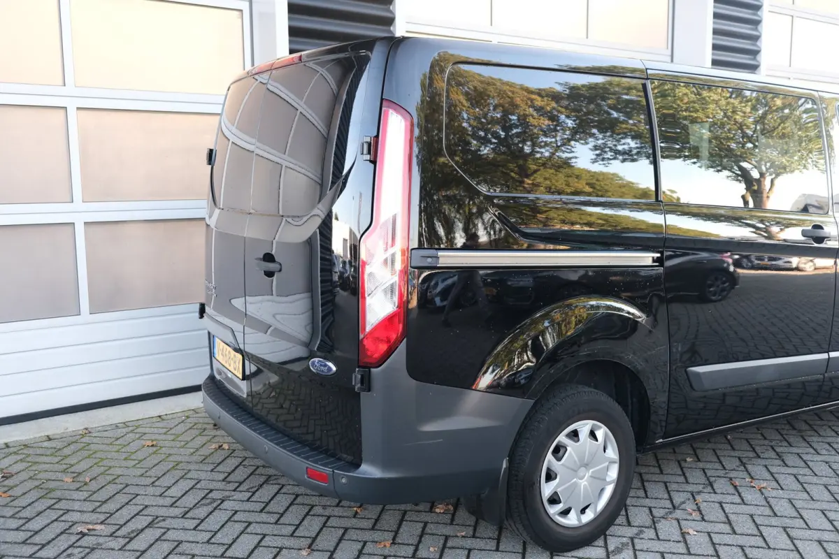270 2.2 TDCI L1H1 Trend DC Camera PDC Navi Airco