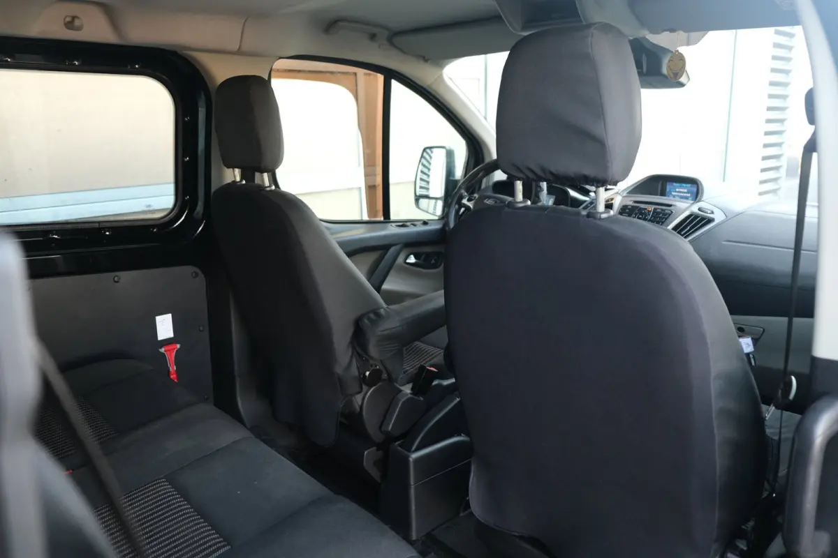 270 2.2 TDCI L1H1 Trend DC Camera PDC Navi Airco
