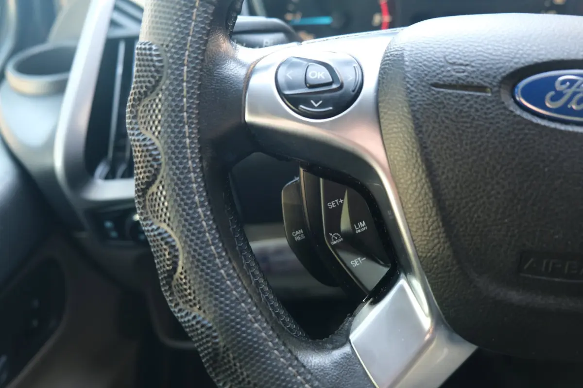 270 2.2 TDCI L1H1 Trend DC Camera PDC Navi Airco