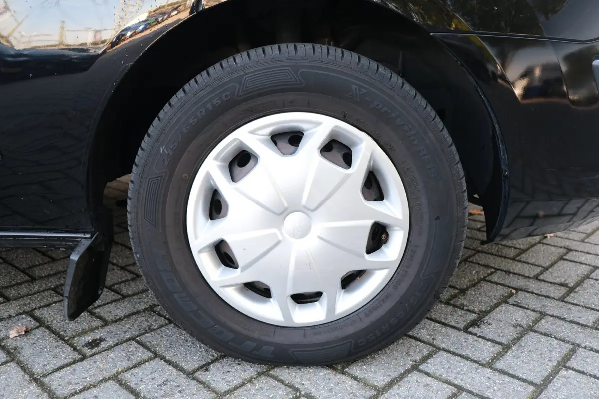 270 2.2 TDCI L1H1 Trend DC Camera PDC Navi Airco