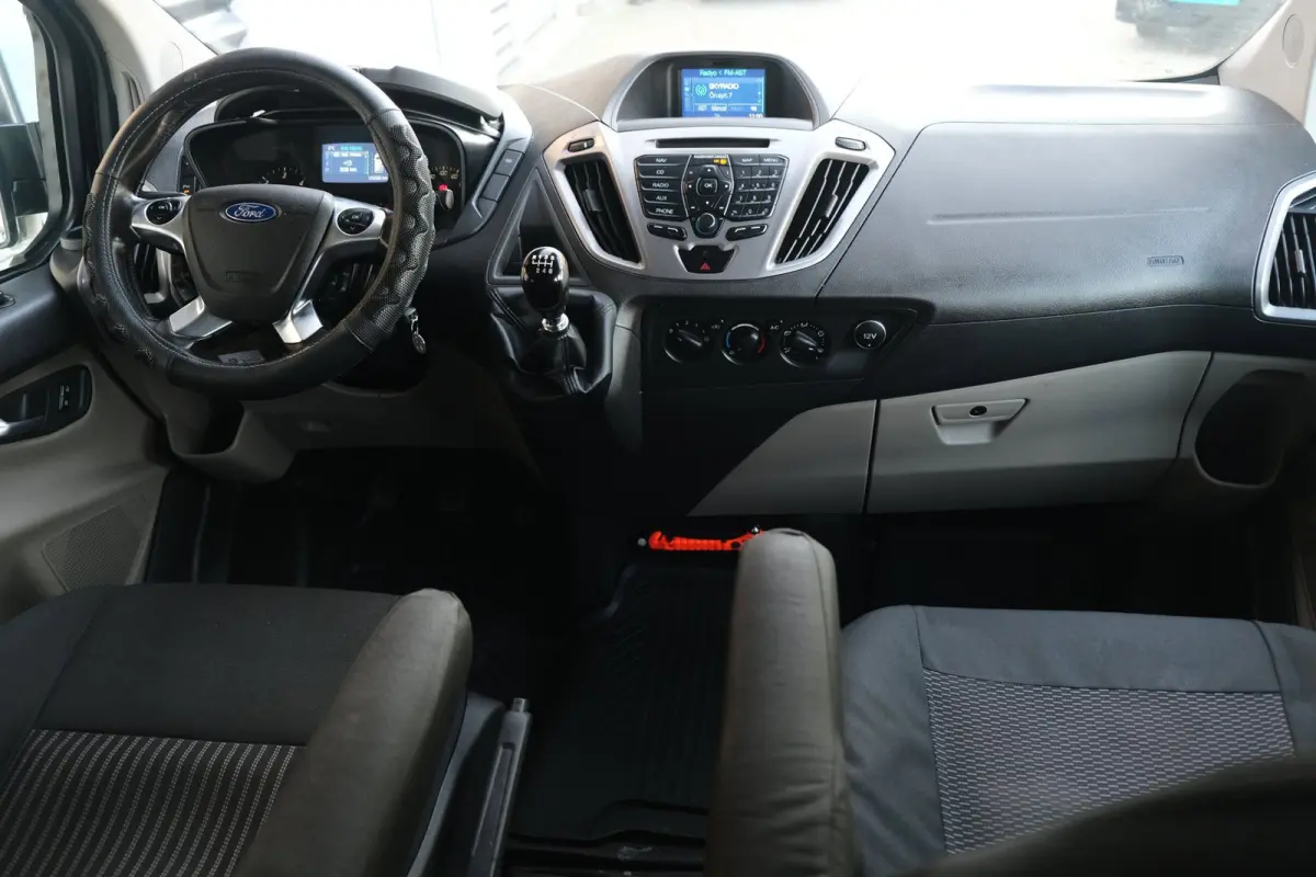 270 2.2 TDCI L1H1 Trend DC Camera PDC Navi Airco