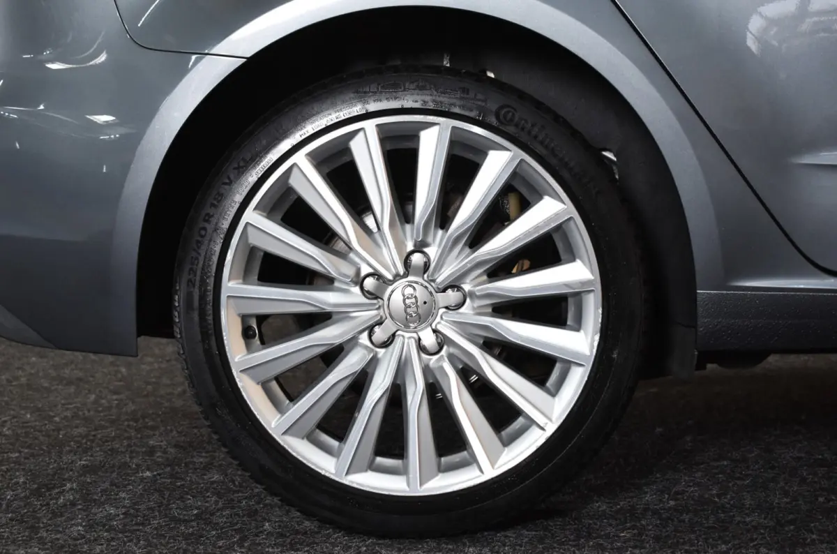 1.0 TFSI Sport Lease Edition 146dkm Carplay ACC 18"4S Bi-xenon Clima Stoelverw. + Nwe APK