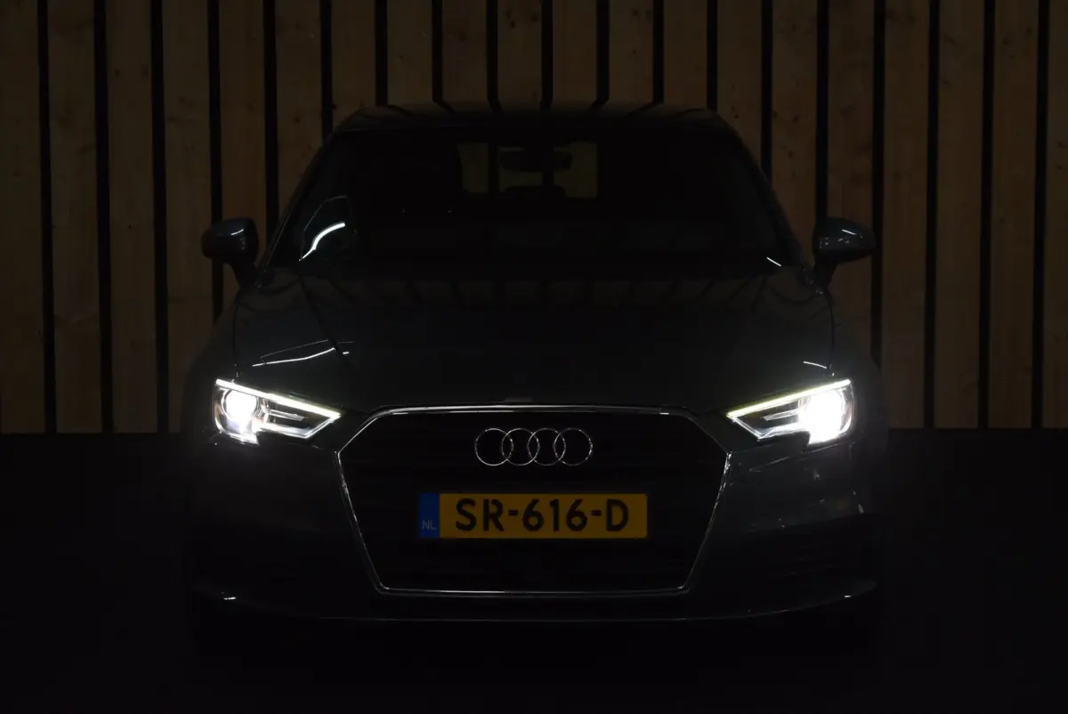 1.0 TFSI Sport Lease Edition 146dkm Carplay ACC 18"4S Bi-xenon Clima Stoelverw. + Nwe APK