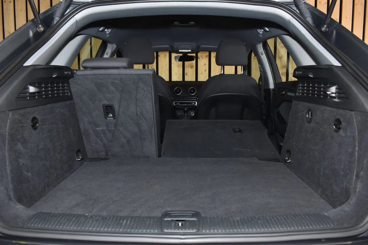 1.0 TFSI Sport Lease Edition 146dkm Carplay ACC 18"4S Bi-xenon Clima Stoelverw. + Nwe APK