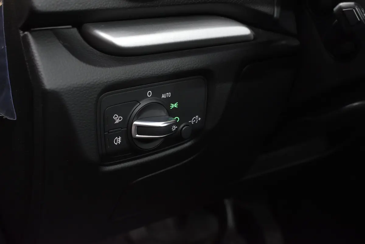 1.0 TFSI Sport Lease Edition 146dkm Carplay ACC 18"4S Bi-xenon Clima Stoelverw. + Nwe APK