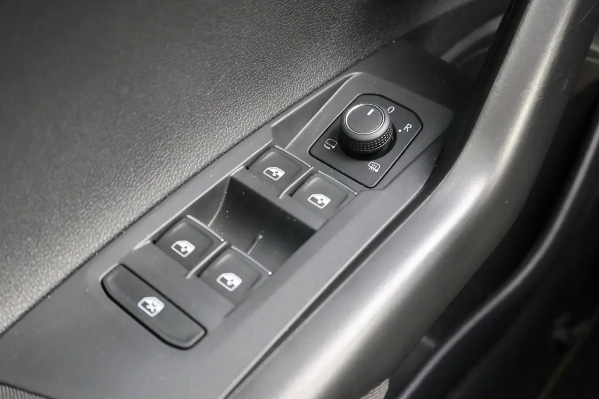 1.0 TSI 110pk Style | Navigatie | Camera | PDC | Carplay