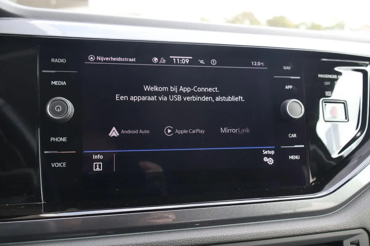 1.0 TSI 110pk Style | Navigatie | Camera | PDC | Carplay
