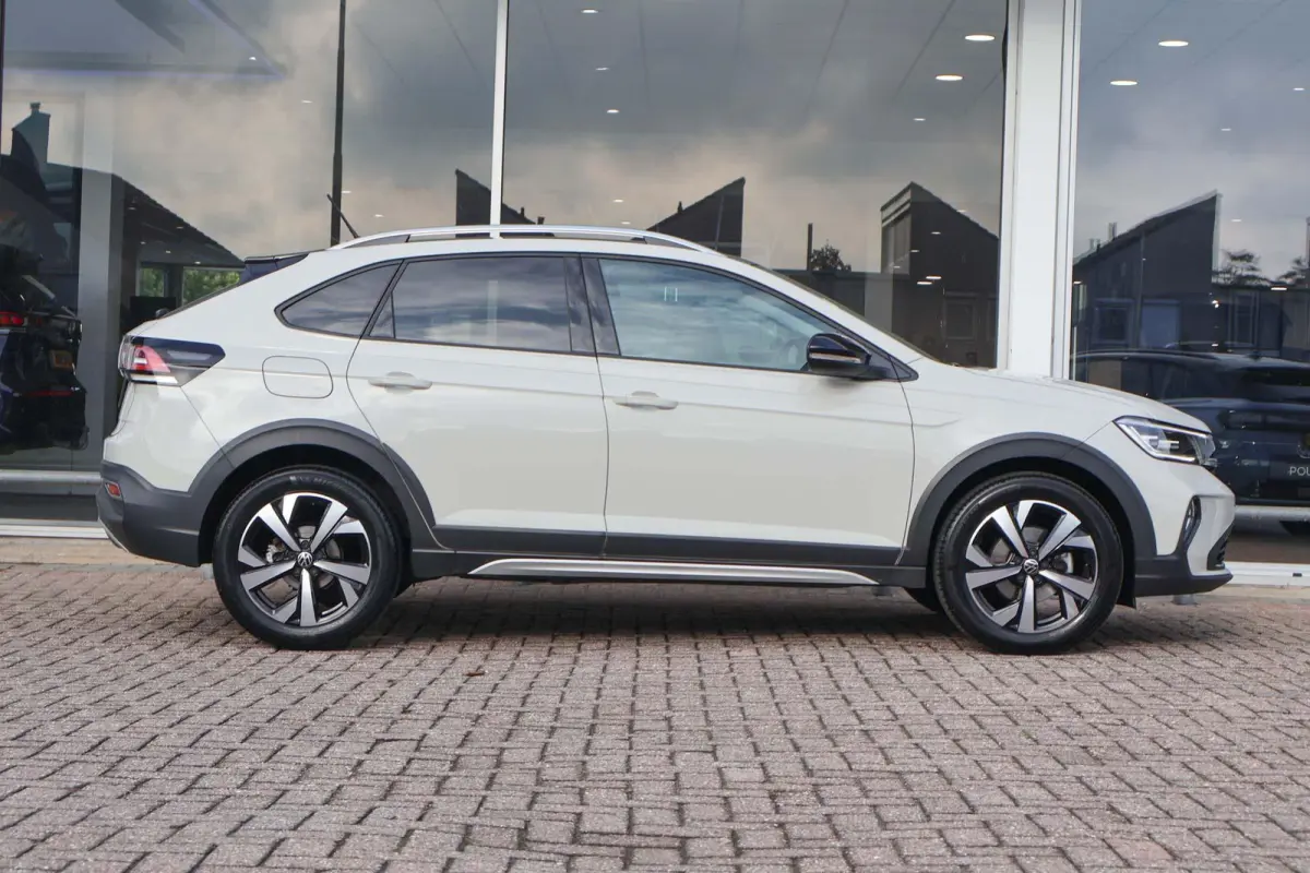1.0 TSI 110pk Style | Navigatie | Camera | PDC | Carplay