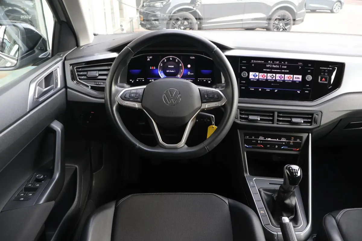 1.0 TSI 110pk Style | Navigatie | Camera | PDC | Carplay