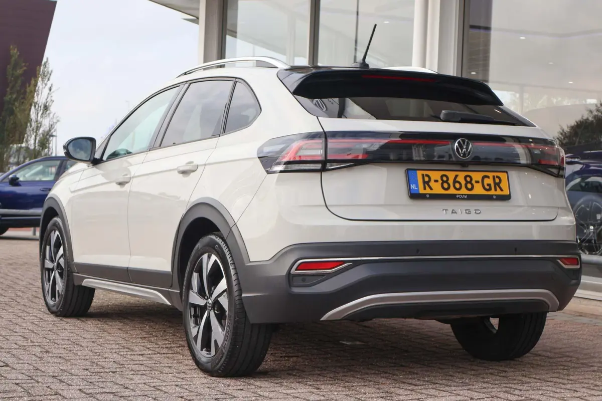 1.0 TSI 110pk Style | Navigatie | Camera | PDC | Carplay