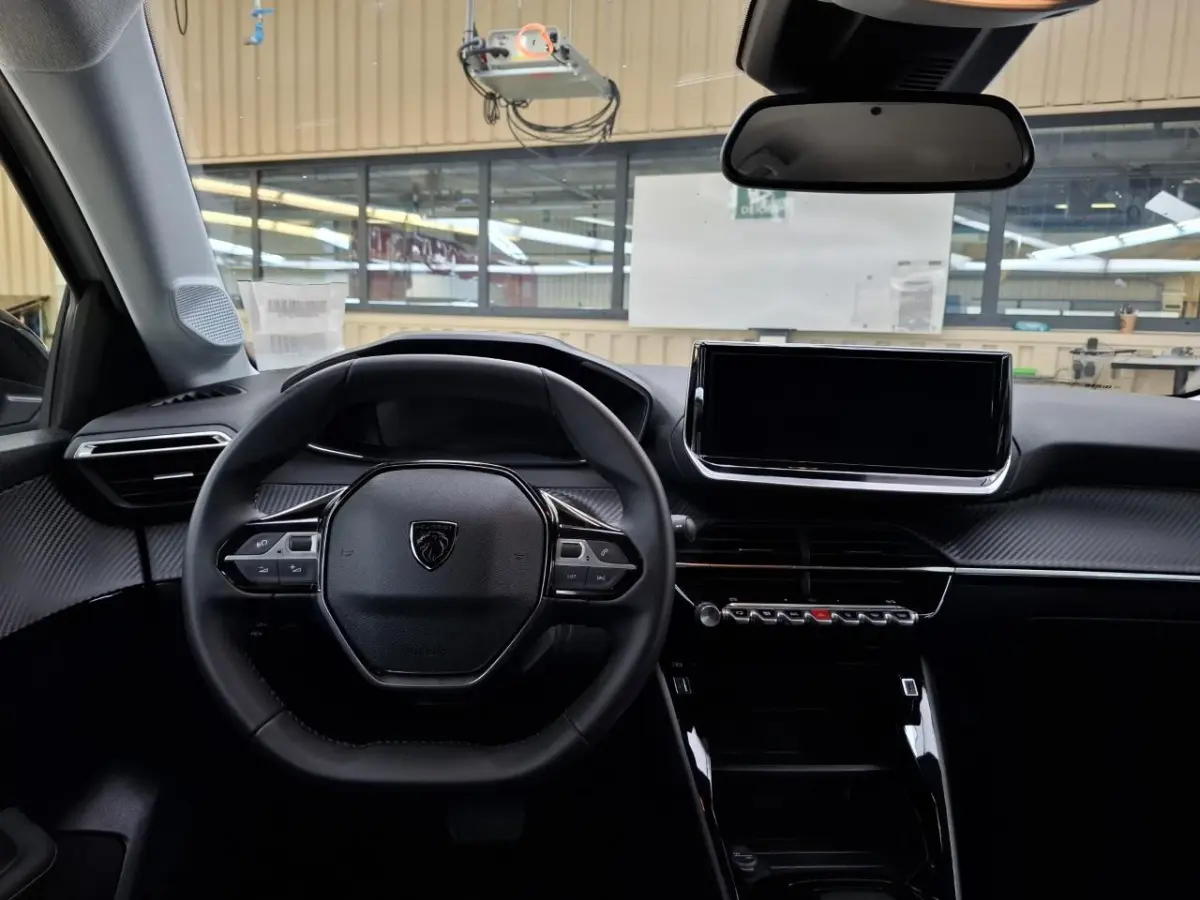 Allure 1.2 110Pk Hybrid 8 Jaar Garantie! | Navigatie | Carplay | Clima | Cruise 16'' LMV | GROOT SCHERM! | Parkeersensoren V+A ! | | 10" touchscreen met DAB+ radio en Wireless Mirror Screen 