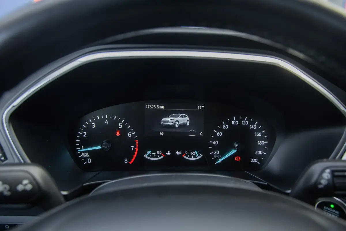 1.5 EcoBoost Titanium | Trekhaak/1800kg trekgewicht | Panoramadak | Head-up | Apple Carplay/Android Auto | Stoel/stuur/voorruit verwarming | Elektrisch bedienbare achterklep | Keyless | Appl