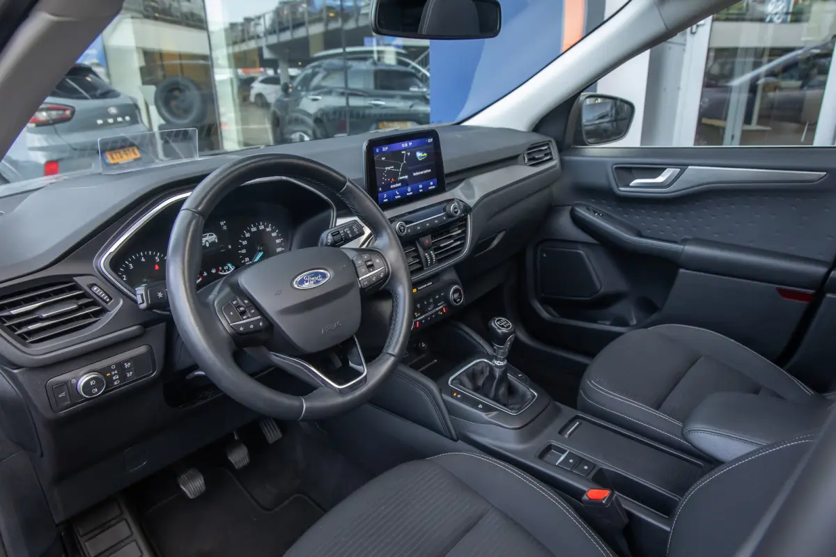 1.5 EcoBoost Titanium | Trekhaak/1800kg trekgewicht | Panoramadak | Head-up | Apple Carplay/Android Auto | Stoel/stuur/voorruit verwarming | Elektrisch bedienbare achterklep | Keyless | Appl