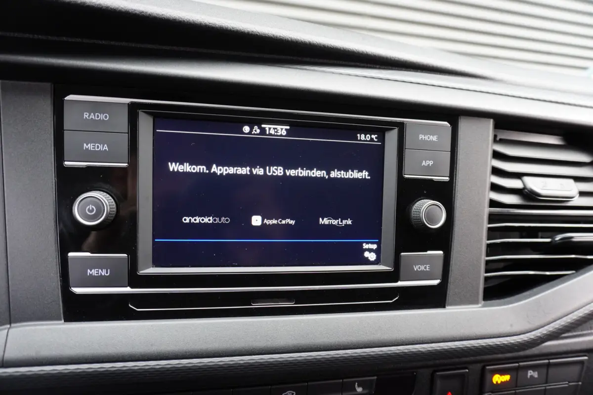 150pk L2H1 Apple carplay ACC Cruise control Parkeersensoren Standkachel Stoelverwarming