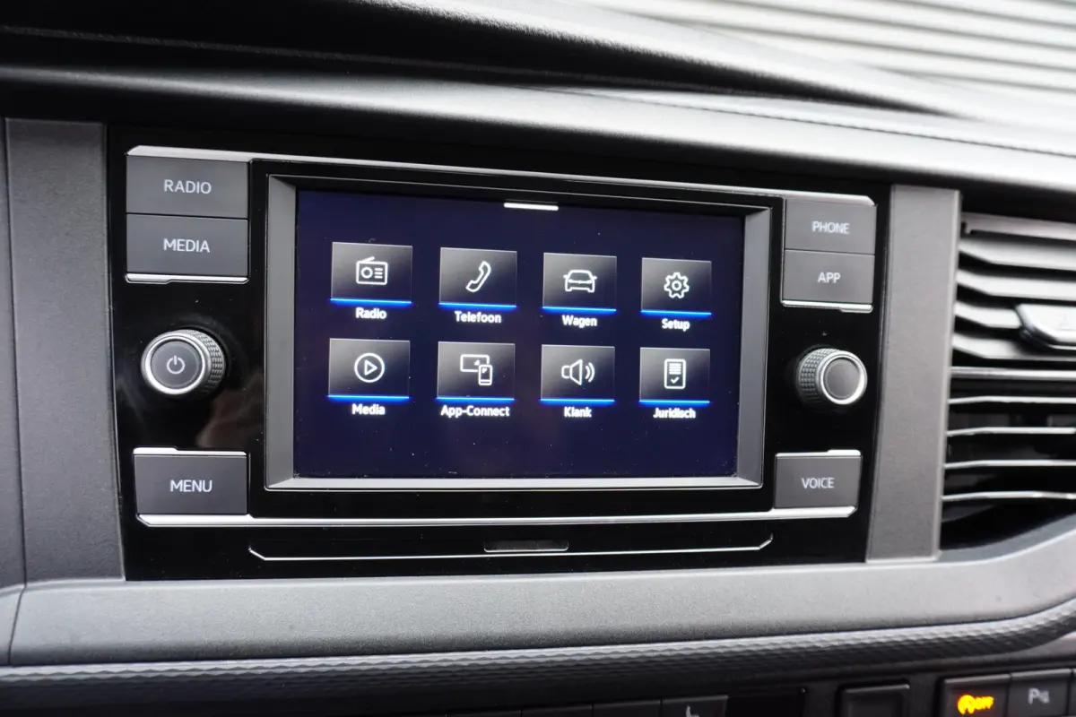 150pk L2H1 Apple carplay ACC Cruise control Parkeersensoren Standkachel Stoelverwarming