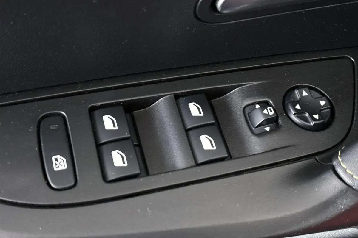 EV GT Pack 50 kWh Stoelverwarming Keyless Camera