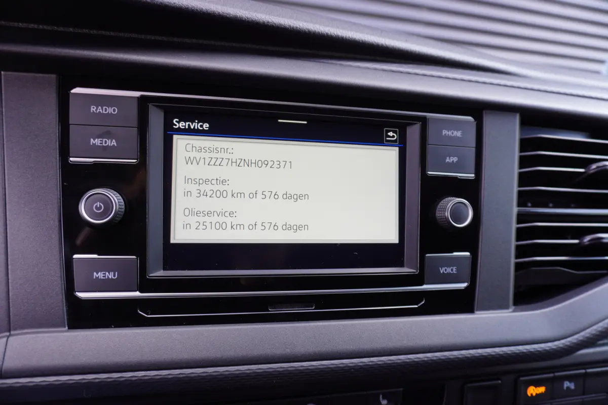 150pk L2H1 Apple carplay ACC Cruise control Parkeersensoren Standkachel Stoelverwarming