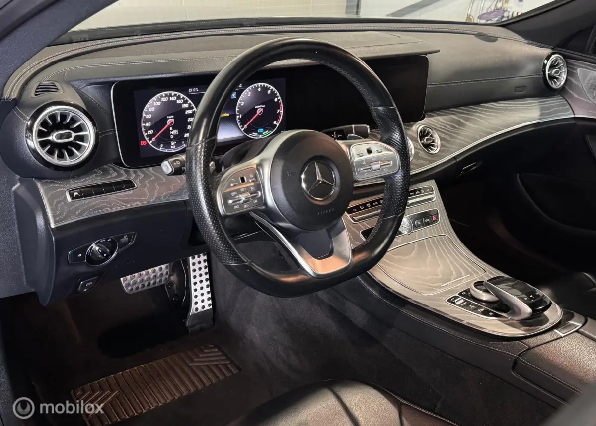 450 4MATIC Premium AMG-line [ Burm. widescreen historie ]