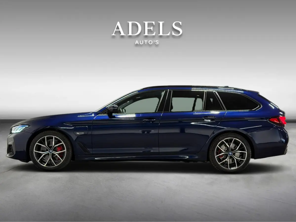 530e xDrive M Sport Pro Pano HUD Massage Laser 4-Wielbesturing Shadowline 360 Camera Softclose Dealer Onderhou
