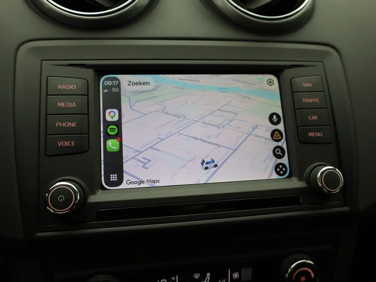 1.0 EcoTSI FR Connect | Navi | Pano | Apple / Android Auto | LMV | PDC | Stoelverwarming | Prijs Rijklaar!!