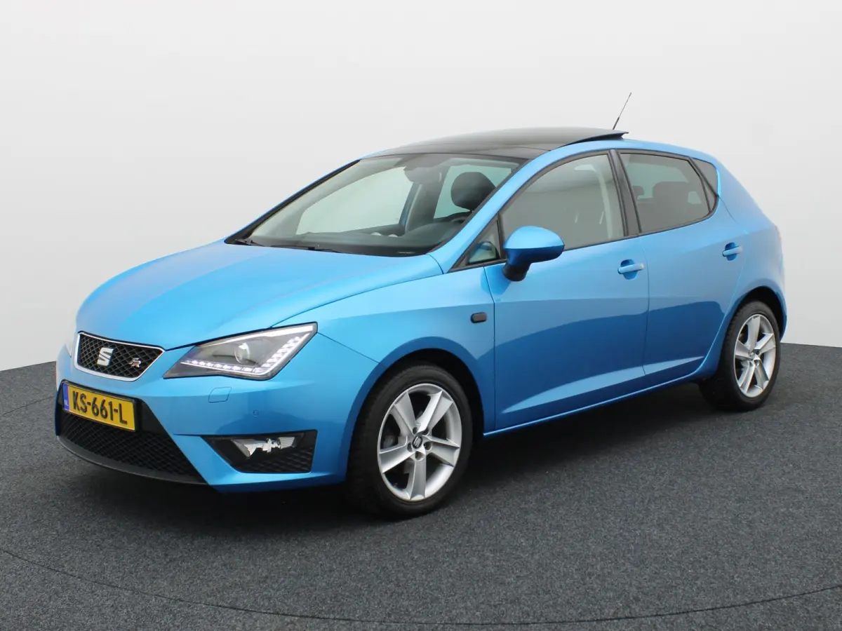 1.0 EcoTSI FR Connect | Navi | Pano | Apple / Android Auto | LMV | PDC | Stoelverwarming | Prijs Rijklaar!!