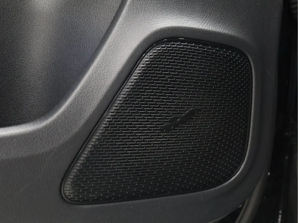 180 Business Solution Luxury [SCHUIFKANTELDAK, SFEERVERLICHTING, STOELVERWARMING, CRUISE CONTROL, MEMORY SEATS, CAMERA, PDC V+A, DIGITAL DASH, LEDER, BLUETOOTH, NAVIGATIE, CLIMATE CONTROL, N