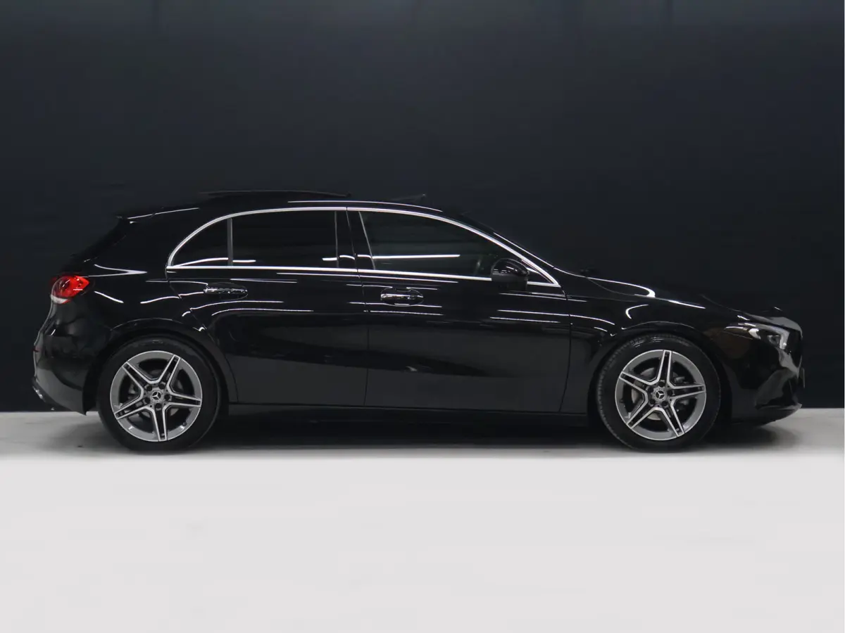 180 Business Solution Luxury [SCHUIFKANTELDAK, SFEERVERLICHTING, STOELVERWARMING, CRUISE CONTROL, MEMORY SEATS, CAMERA, PDC V+A, DIGITAL DASH, LEDER, BLUETOOTH, NAVIGATIE, CLIMATE CONTROL, N