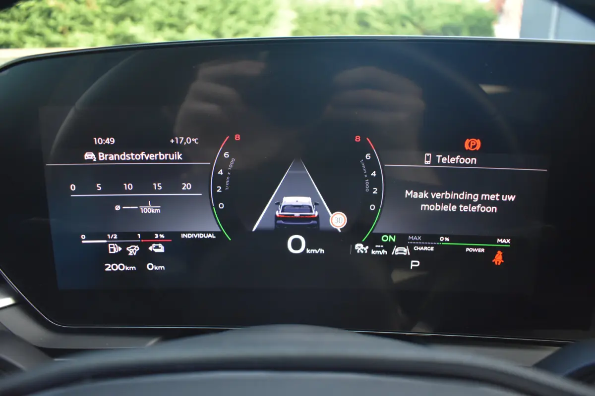 Avant 2.0 quattro Advanced edition | ACC | Voorstoelen verwarmd | 19 inch velgen | Achteruitrijcamera | Trekhaak wegklapbaar | Apple Carplay & Android Auto