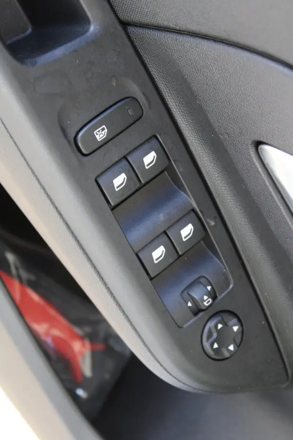 Electric Edition 50 kWh | Achteruitrijcamera | Dodehoek-detectie | Apple carplay & Android auto |