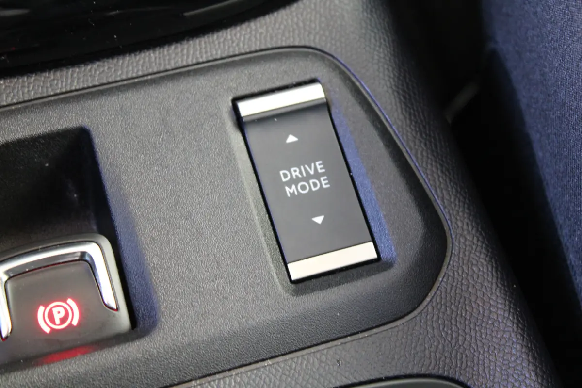 Electric Edition 50 kWh | Achteruitrijcamera | Dodehoek-detectie | Apple carplay & Android auto |