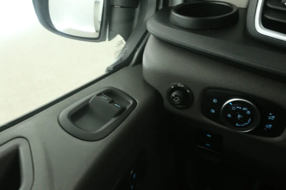 L2H2 68 kWh 184PK | Snelladen | SOH 96% | Clima | Camera | 3 Zits | Kasten | 2xSchuifdeur | Cruise | Carplay