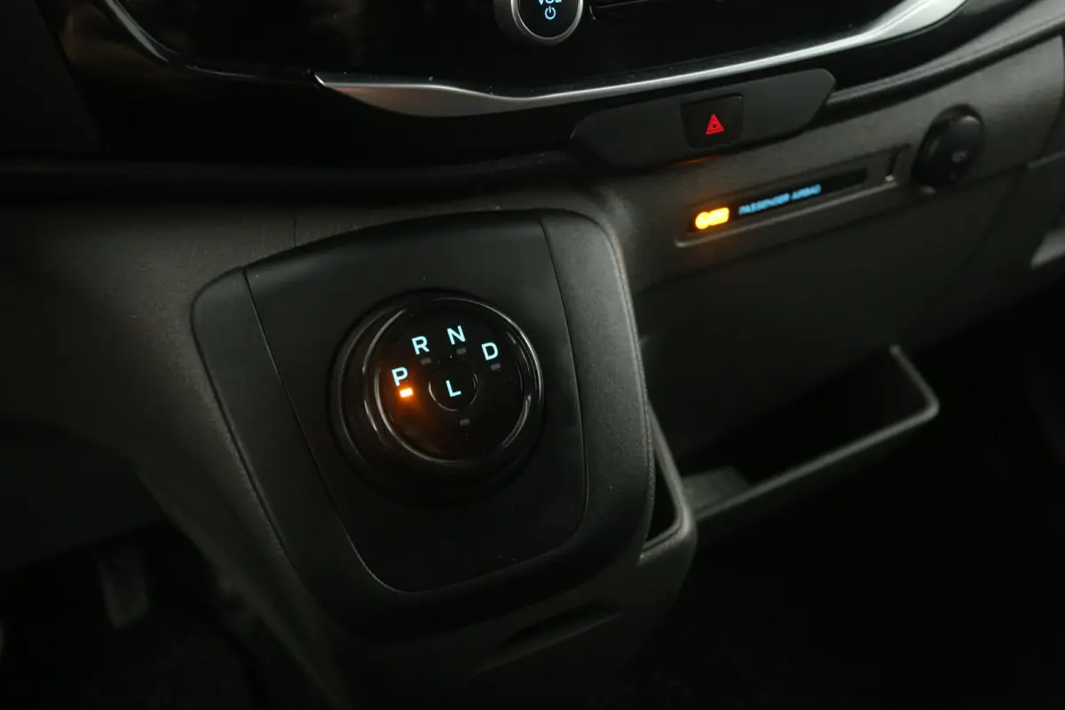 L2H2 68 kWh 184PK | Snelladen | SOH 96% | Clima | Camera | 3 Zits | Kasten | 2xSchuifdeur | Cruise | Carplay
