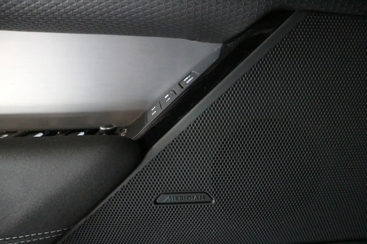 2.0 P400e R-Dynamic S / 12 MAANDEN GARANTIE ! ! !
