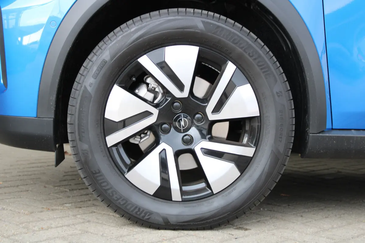 1.2 Turbo Hybrid GS | Keyless entry & start | Winterpakket | Dodehoek-detectie | Navigatie |