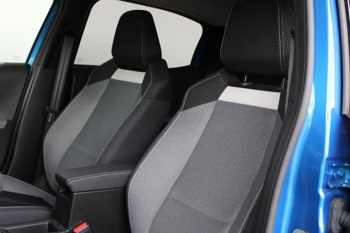 1.2 Turbo Hybrid GS | Keyless entry & start | Winterpakket | Dodehoek-detectie | Navigatie |