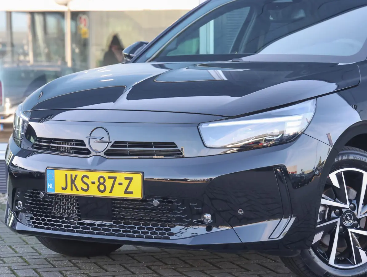 1.2 Turbo Hybrid GS Camera | DodehoekDetectie | Climate Control | Sportstoelen | Draadloos AppleCarplay/AndroidAuto |