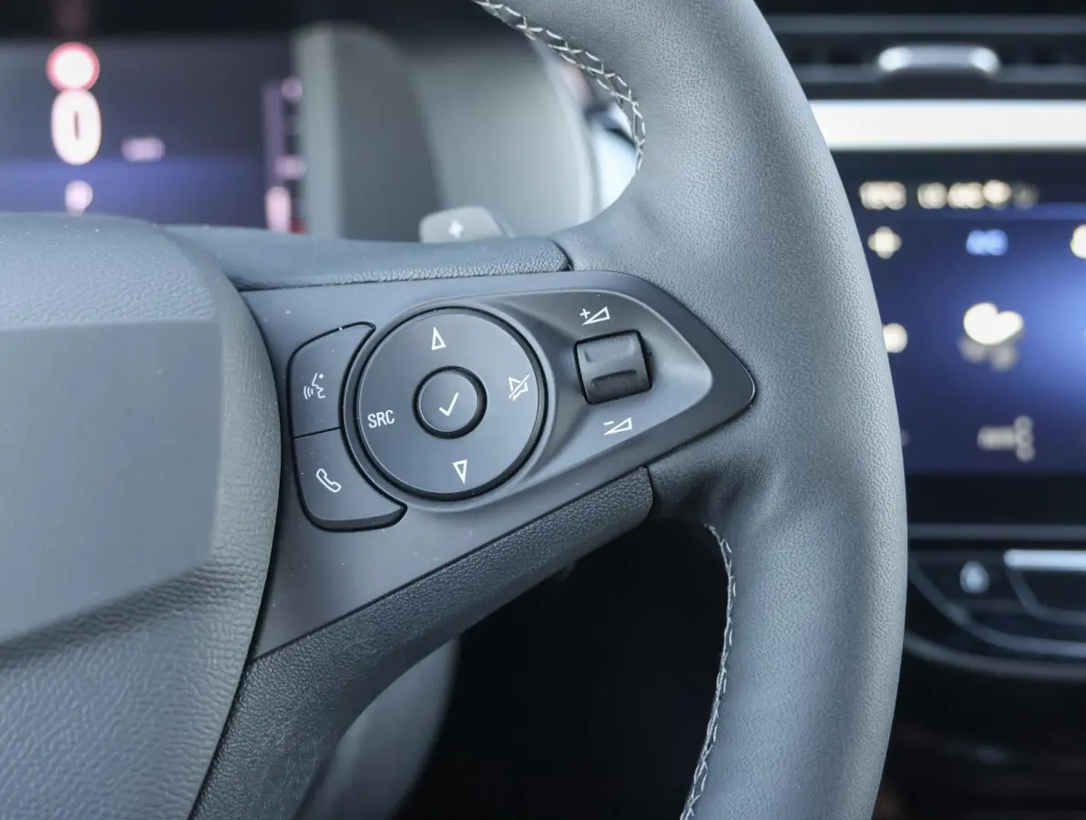 1.2 Turbo Hybrid GS Camera | DodehoekDetectie | Climate Control | Sportstoelen | Draadloos AppleCarplay/AndroidAuto |