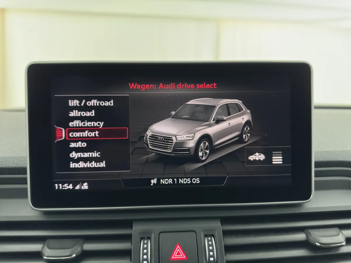 3.0 TDI SQ5 QUATTRO 347PK *AUT | PANO | FULL-LEATHER | FULL-LED | ADAPTIVE-CRUISE | SPORT-SEATS | NAVI-FULLMAP | ECC | PDC | CRUISE | VIRTUAL | 20''ALU*
