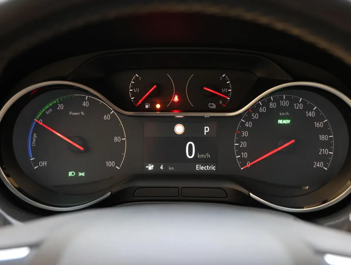 SUV Ultimate Plug-in Hybrid 225 pk Automaat | 1ste eigenaar | DENON | Winterpakket | LEER | Camera | LED lampen | AUTOMAAT