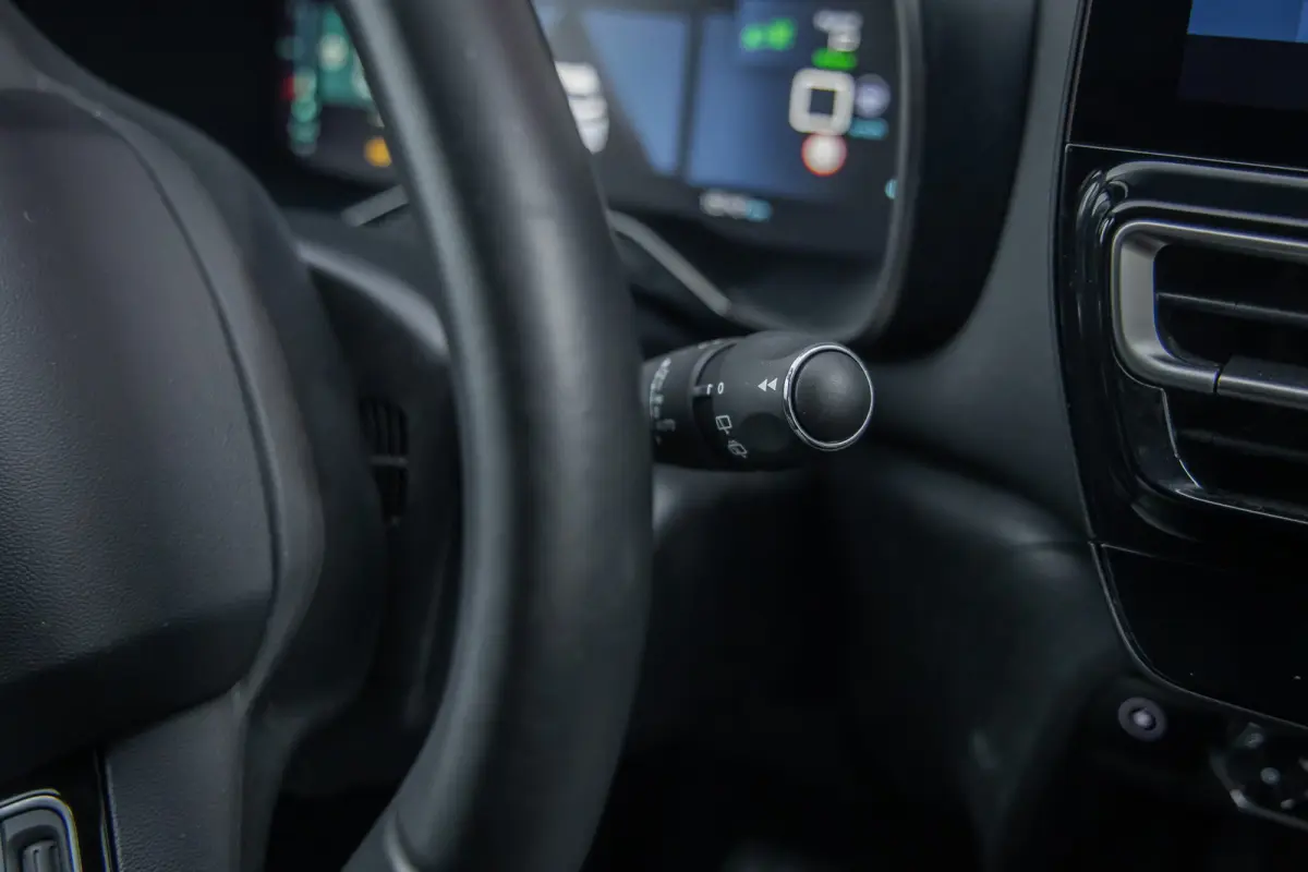 1.6 Plug-in Hybrid 180 Business Plus | Camera V+A | Black-pack | Apple Carplay/Android Auto | Elektrisch bedienbare achterklep | Full-LED | Digitaal dashboard | Achteruitrijcamera | Apple Ca