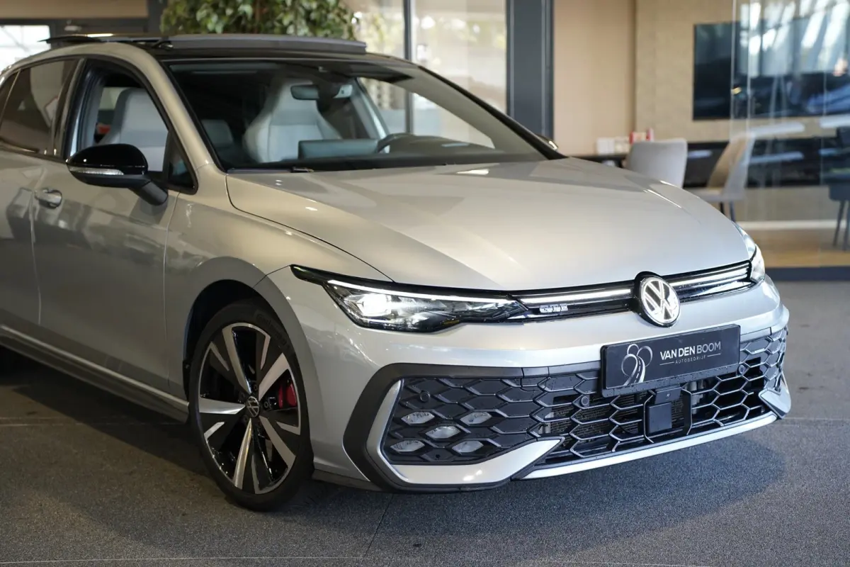 8.5 1.5 eHybrid GTE 272PK Pano Volleder HuD Trekhaak 360Cam