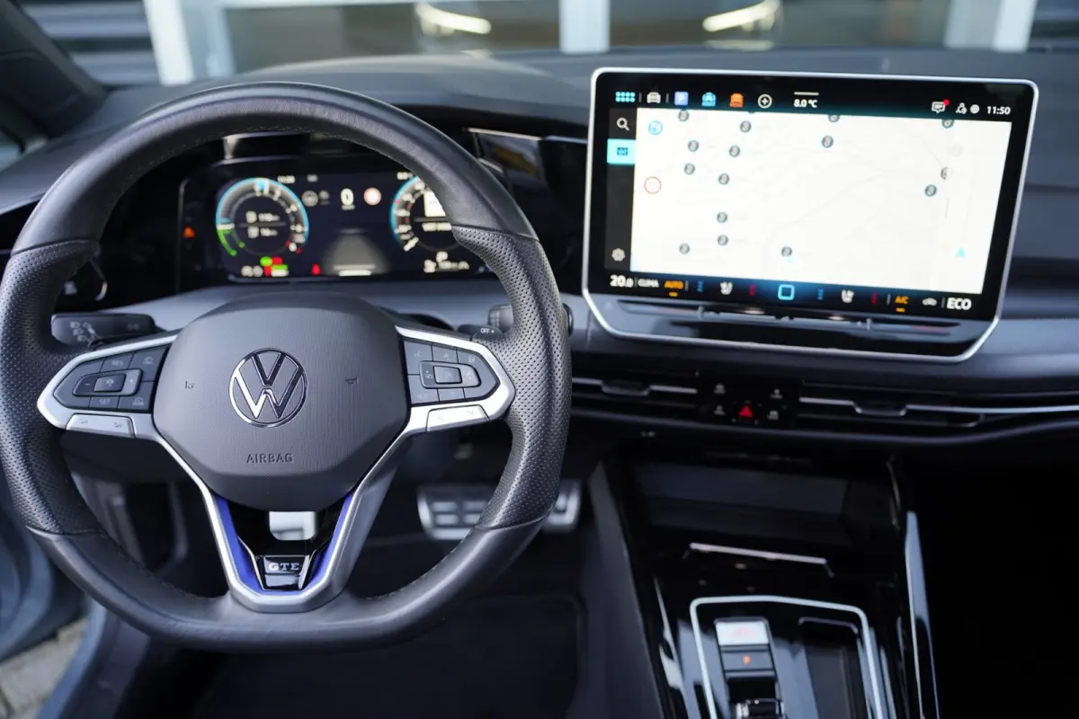 8.5 1.5 eHybrid GTE 272PK Pano Volleder HuD Trekhaak 360Cam