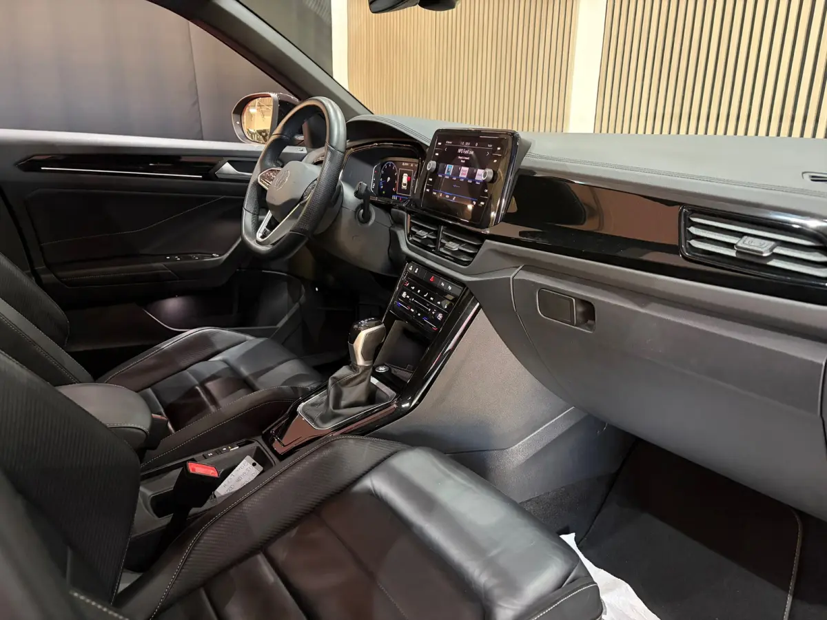 1.5 TSI R-Line Business+ Pano//Leder-Memory//Camera//Matrix-Led//