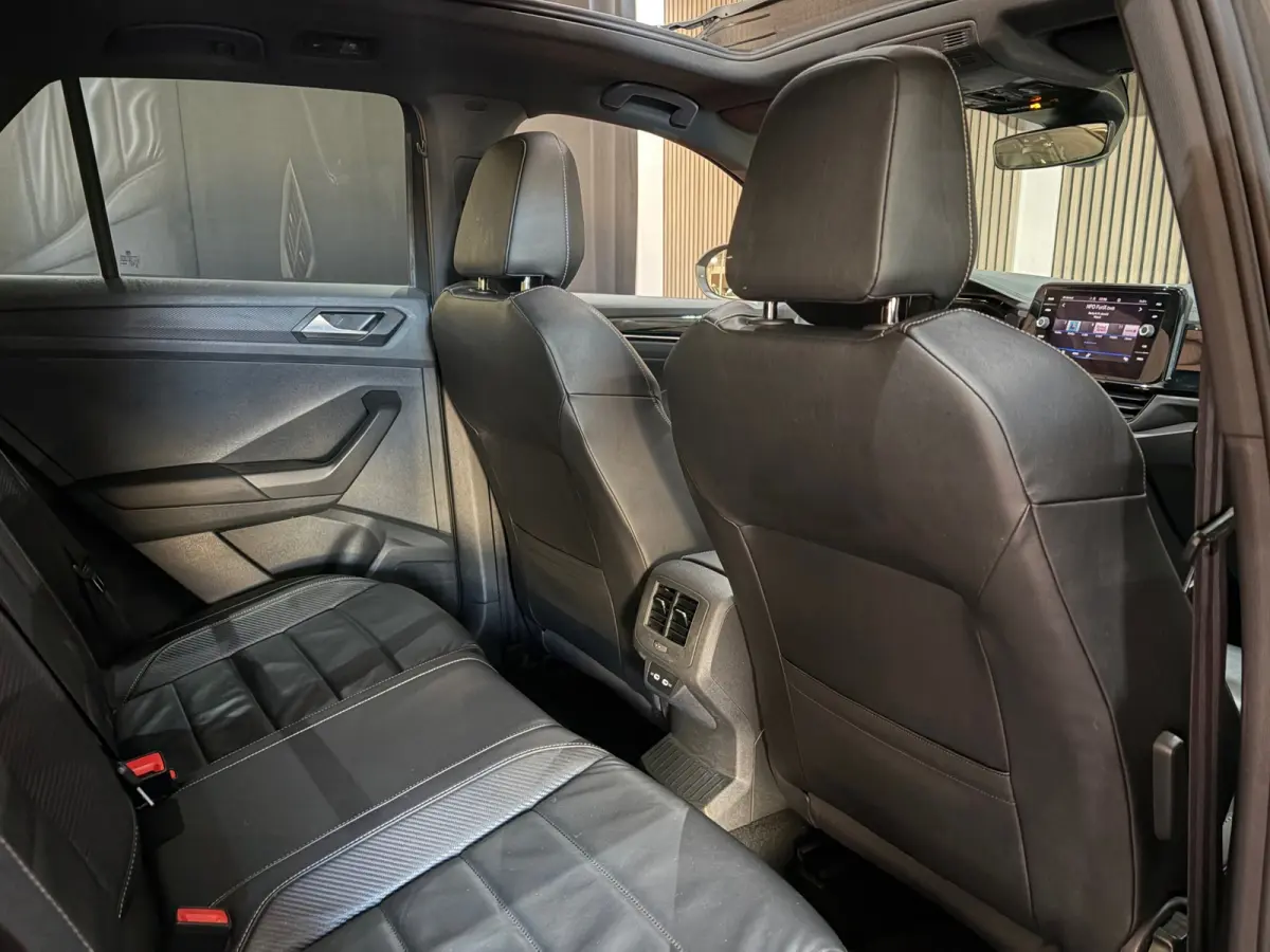 1.5 TSI R-Line Business+ Pano//Leder-Memory//Camera//Matrix-Led//