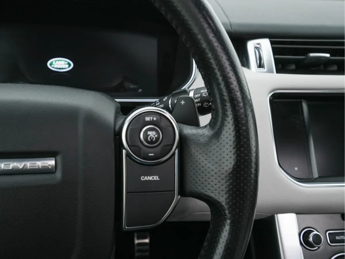 3.0 TDV6 HSE Dynamic Aut. *PANO | LEATHER | XENON | HEATED-COMFORTSEATS | NAVI-FULLMAP | KEYLESS | CAMERA | PRIVACY-GLASS | ECC | PDC | CRUISE | 21''ALU*