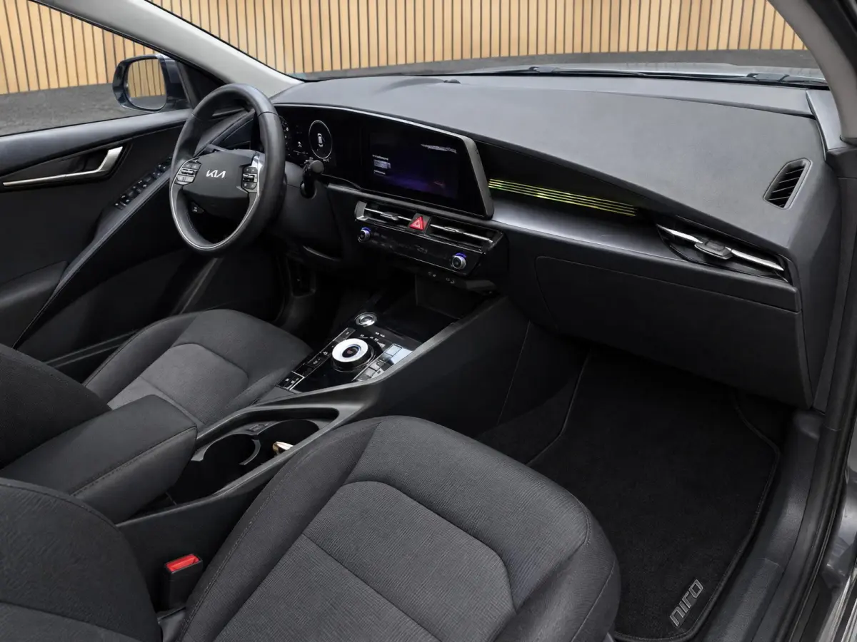 DynamicLine 64.8 kWh 100% SOH | Navigatie | Climate control | ACC | Achteruitrijcamera |