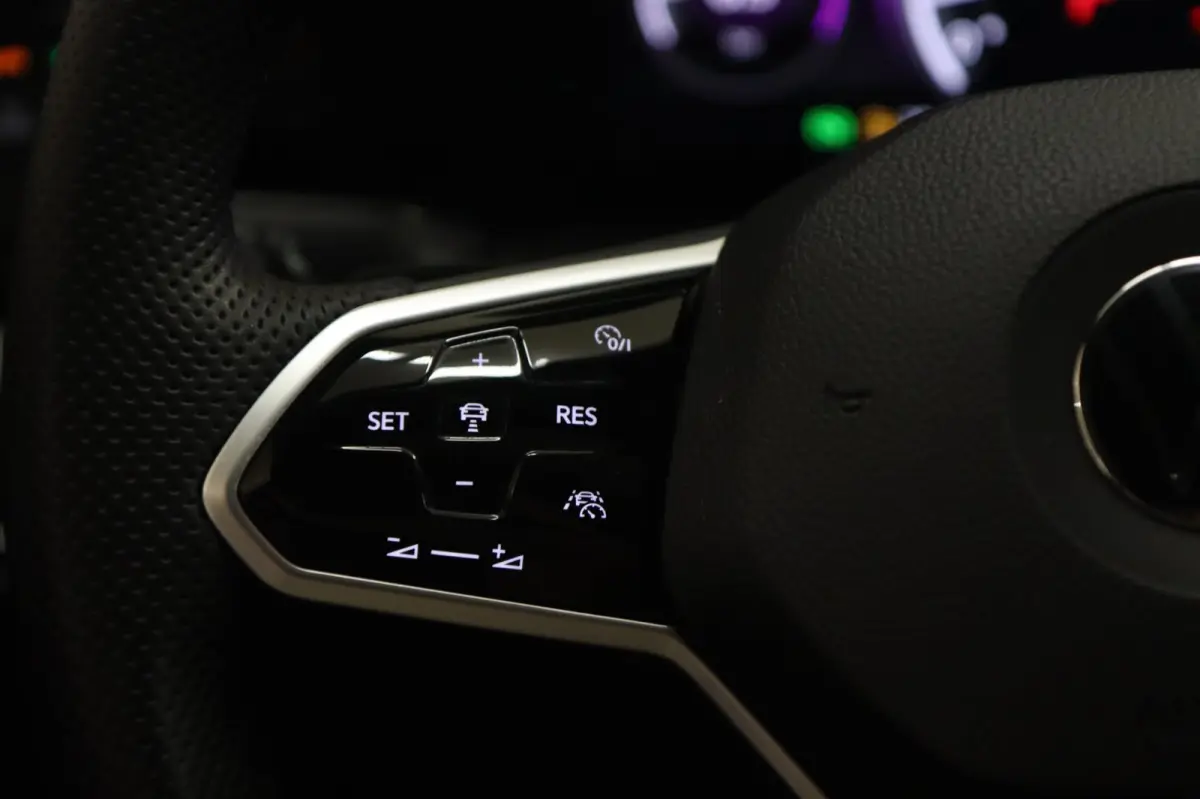 2.0 TSI GTI CLUBSPORT/PANO/HUD/ACC/DCC/NURB/IQ-LIGHT/VOLL