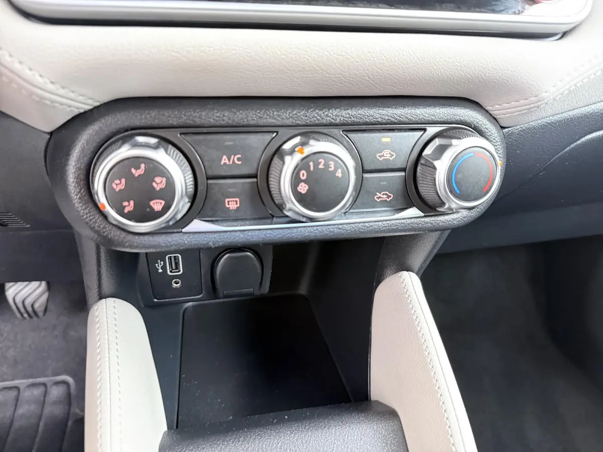 1.0 IG-T N-Design | navigatie | Bose audio | lichtmetalen velgen |
