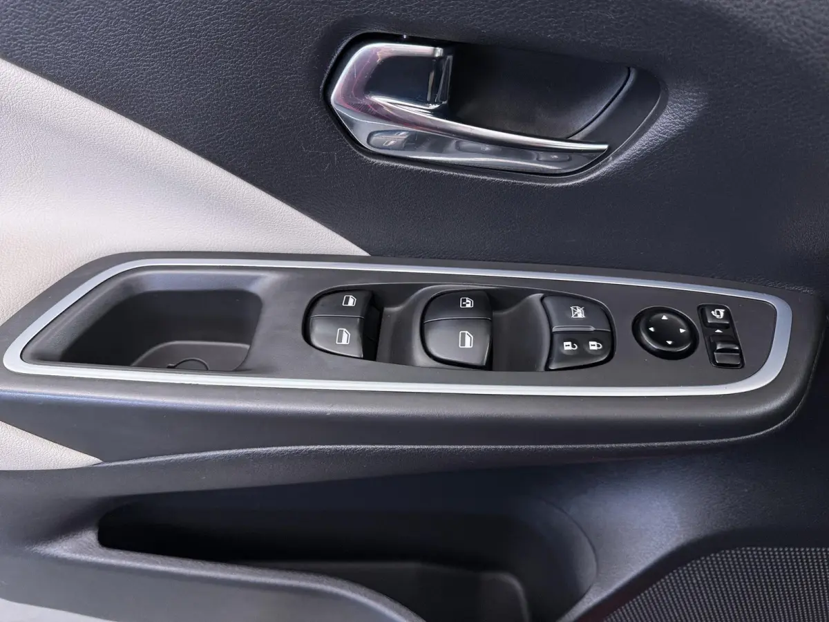 1.0 IG-T N-Design | navigatie | Bose audio | lichtmetalen velgen |