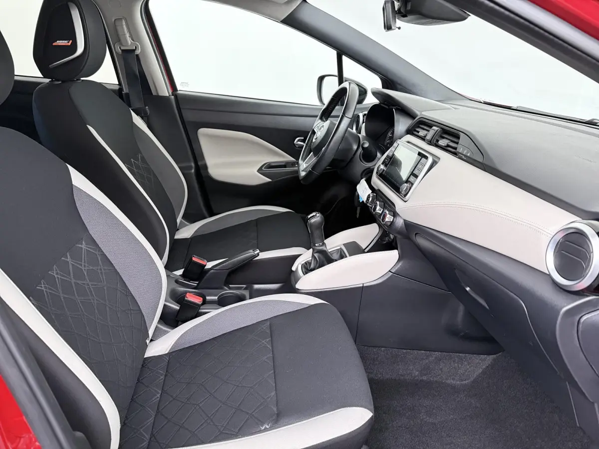 1.0 IG-T N-Design | navigatie | Bose audio | lichtmetalen velgen |